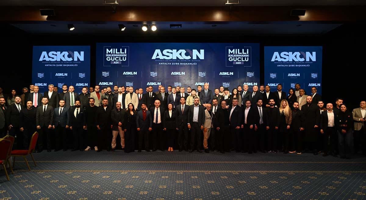 Askon Antalya’nın ATSO çatısı altında gerçekleştirdiği istişare ve iş birliği buluşmasına Antalya Valisi Hulusi Şahin, ATSO Başkanı Yusuf Hacısüleyman ve iş dünyası katıldı.
