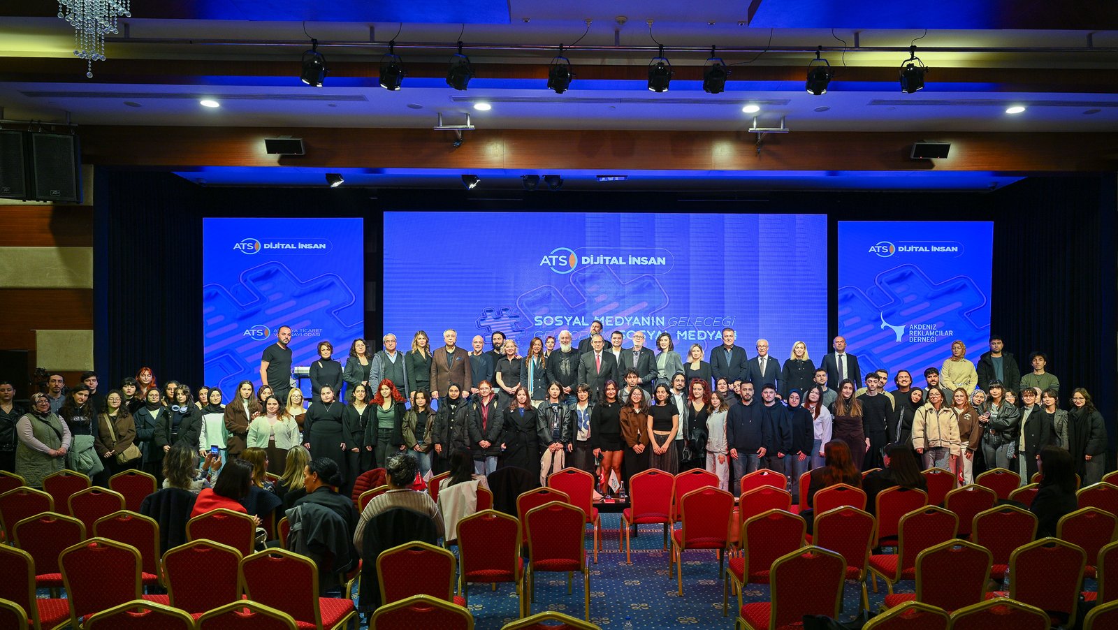 Dijital İnsan Zirvesi Antalya’da Gerçekleşti