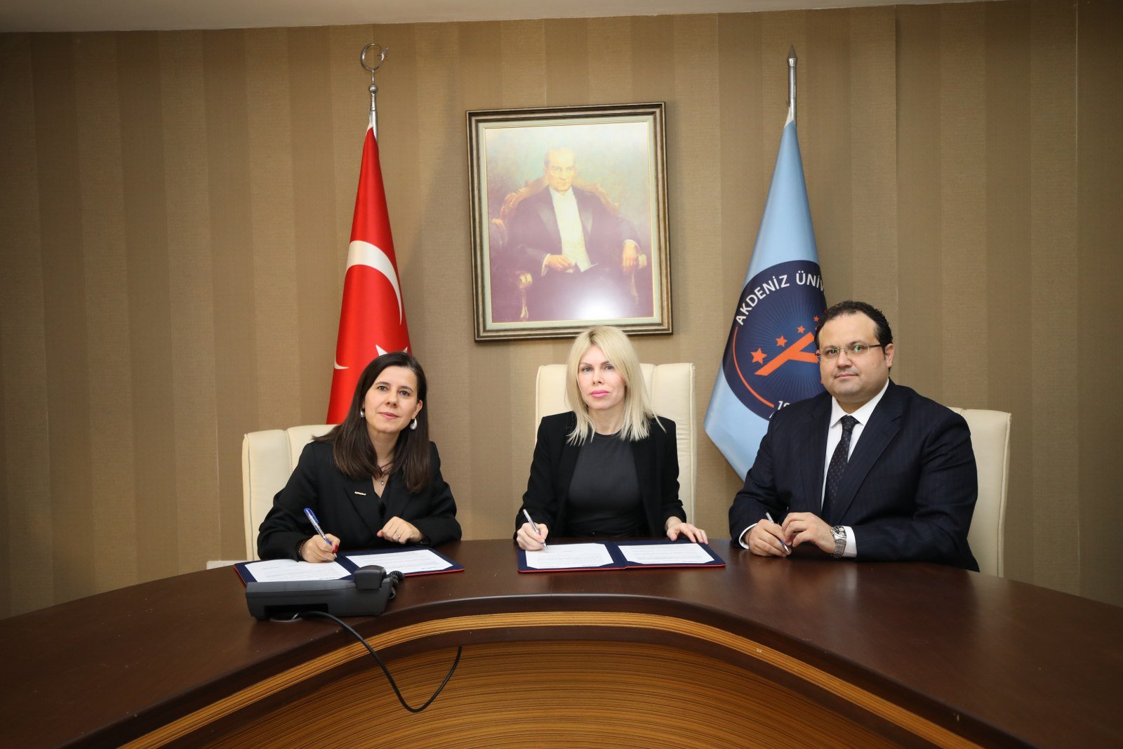 Antalya Teknokent ile Yapı Kredi Bankası Arasında İş Birliği Protokolü