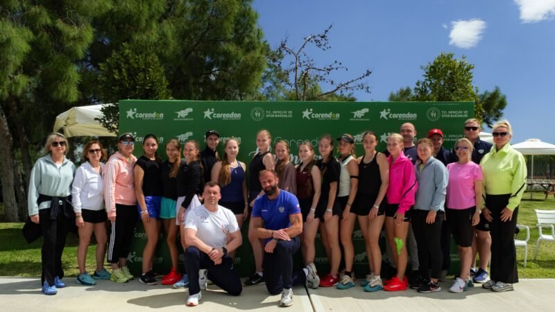 Rus tenisinin yıldızları toprak kort sezonuna Corendon Tennis Club Kemer’de hazırlanıyor 