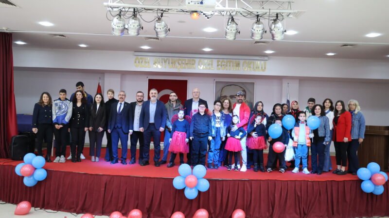 Büyükşehir’den otizm farkındalık gününde anlamlı etkinlik