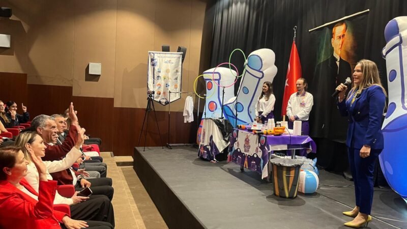 23 Nisan Ulusal Egemenlik ve Çocuk Bayramı, AKS’de Bilim ve Coşkuyla Kutlandı!