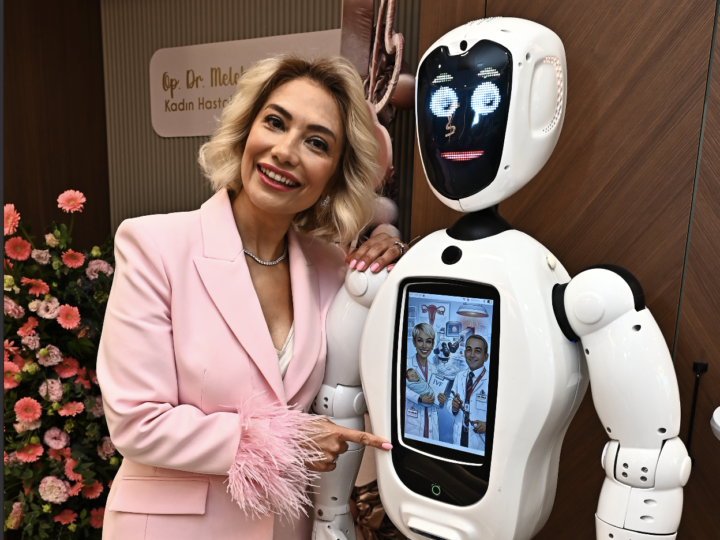 Kadın Hastalıkları ve Doğum Uzmanı Op. Dr. Melek Büyükkınacı Erol’un yeni kliniği açıldı