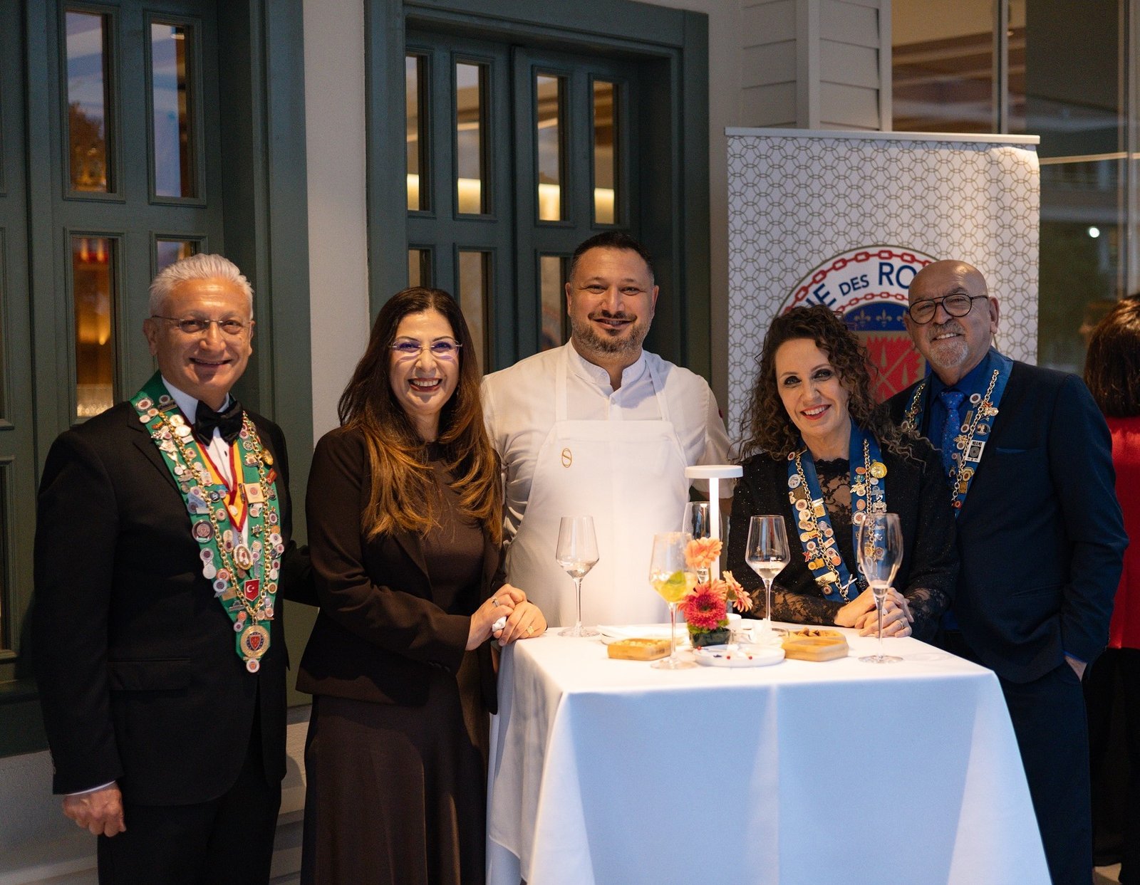 Chaîne des Rôtisseurs Antalya Bölgesi geleneksel Gala yemeği Alanya’nın Fine Dining adreslerinden Seasons’da gerçekleşti.