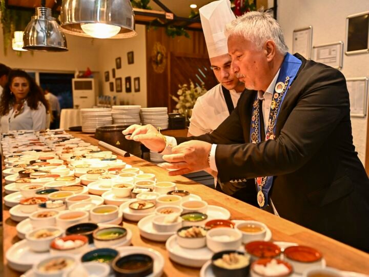 Gastronomi temsilcileri Antalya Lokantası’nda buluştu