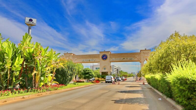 Akdeniz Üniversitesi Dünyanın En İyileri Arasında