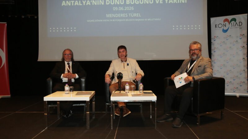 KONYSİAD’ın konuğu Menderes Türel oldu