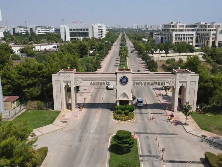 Akdeniz Üniversitesi Çevre Hizmet Ödülleri Açıklandı