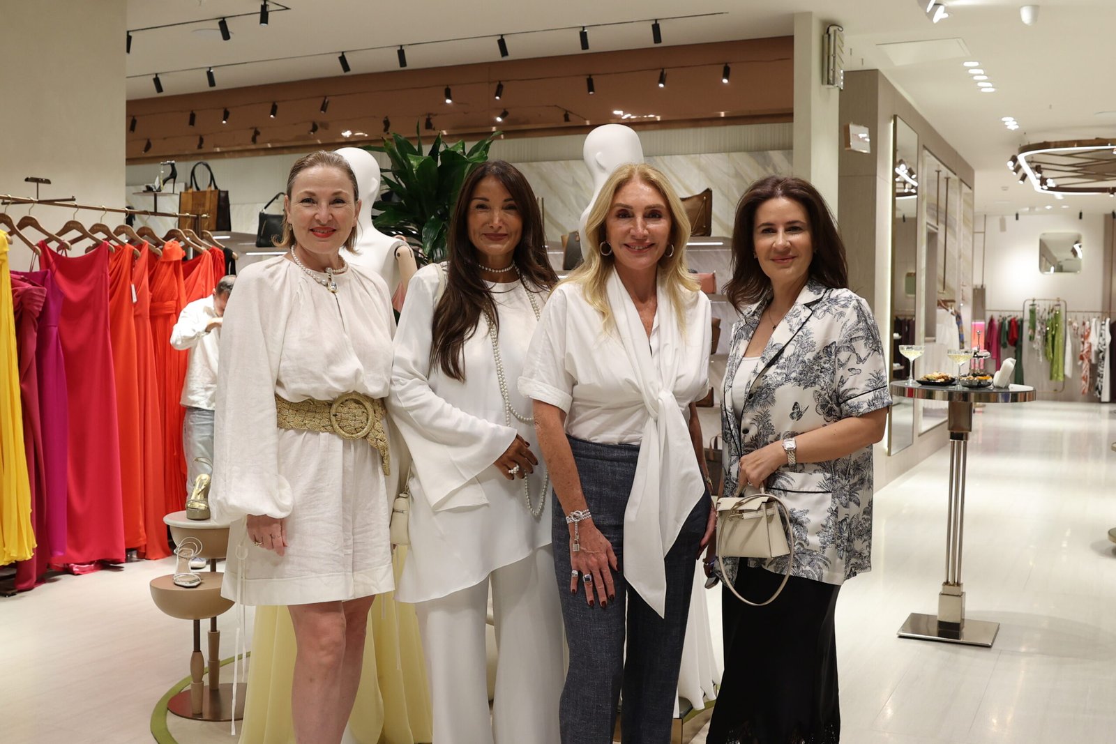 Dilek Hanif, Emilio Lara’da Moda ve Zarafet Tutkunlarıyla Buluştu