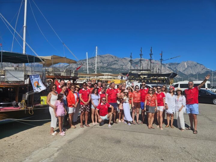 SKAL Antalya, 30 Ağustos Zafer Bayramı’nı Geleneksel Yat Gezisiyle Coşkuyla Kutladı